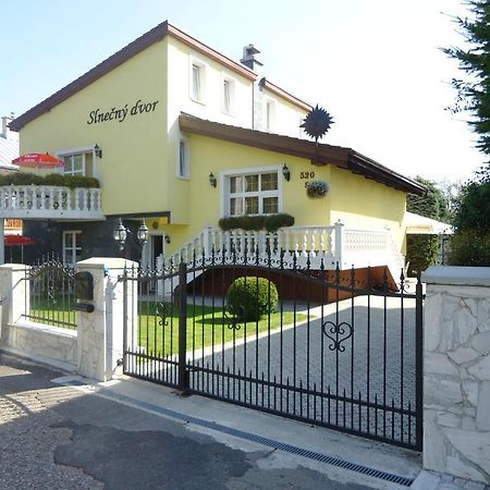 Slnecny Dvor Apartment Veľka Lomnica Bagian luar foto