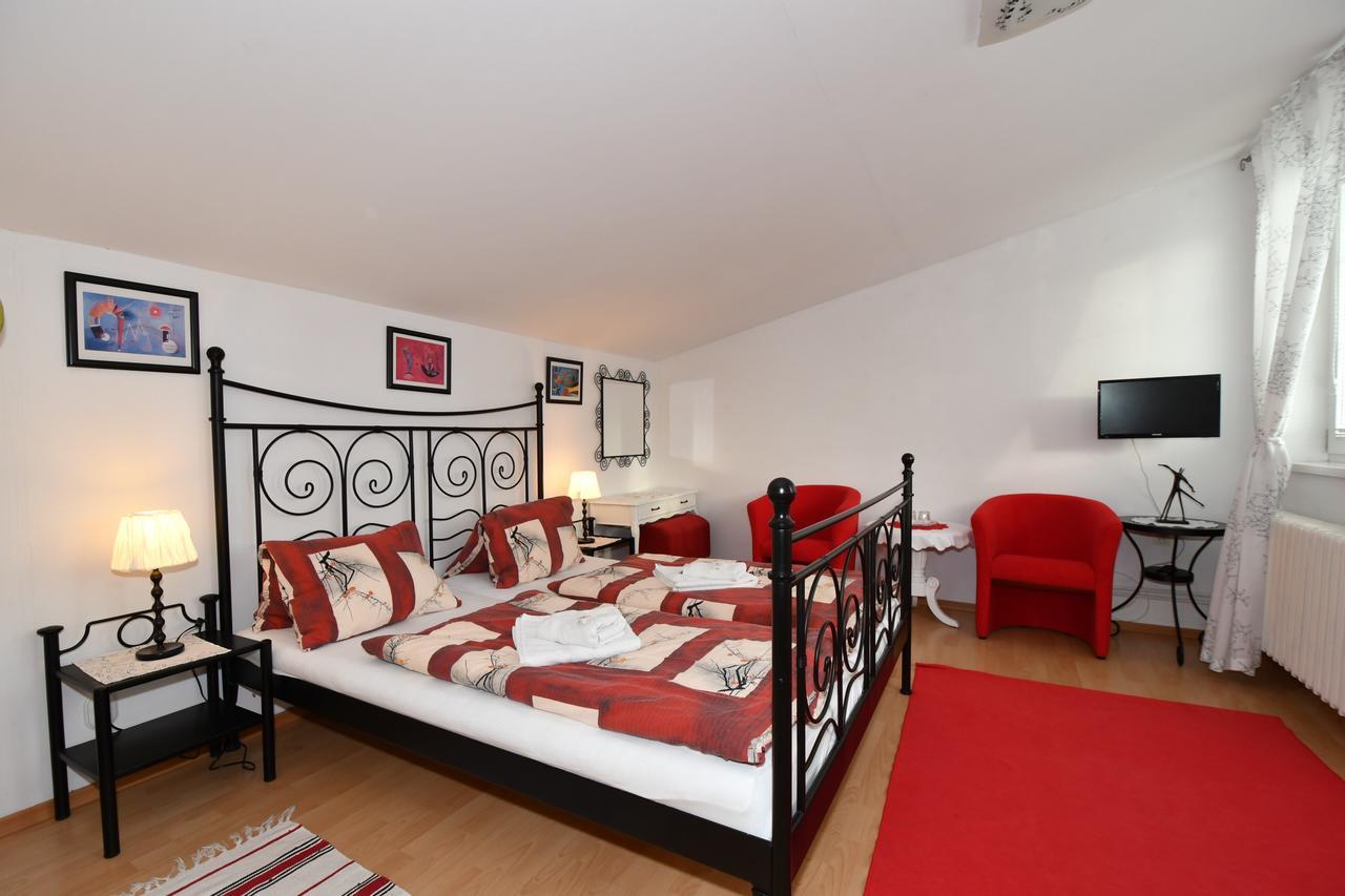 Slnecny Dvor Apartment Veľka Lomnica Bagian luar foto