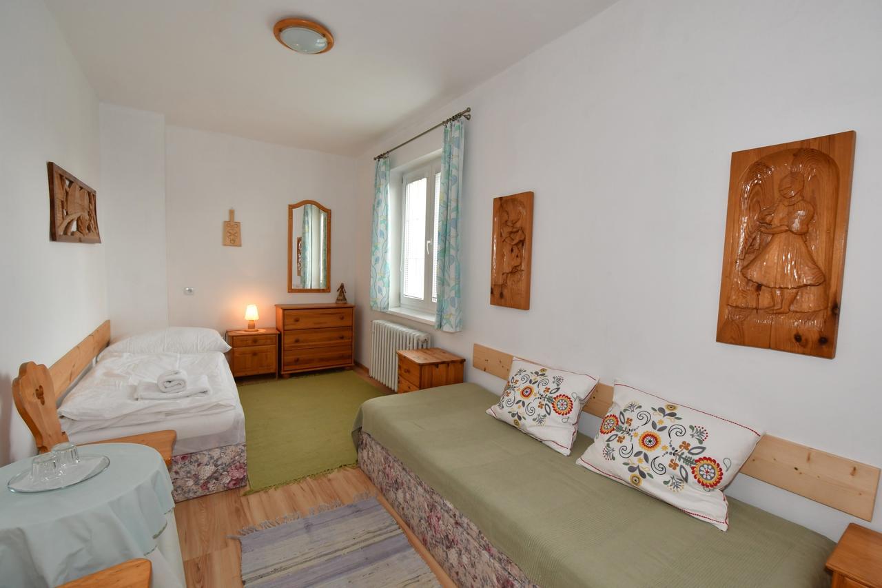 Slnecny Dvor Apartment Veľka Lomnica Bagian luar foto